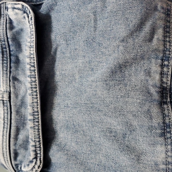 Pacson cargo vintage jeans, elastic in back of waist. Size small. Straight leg. - Picture 6 of 10